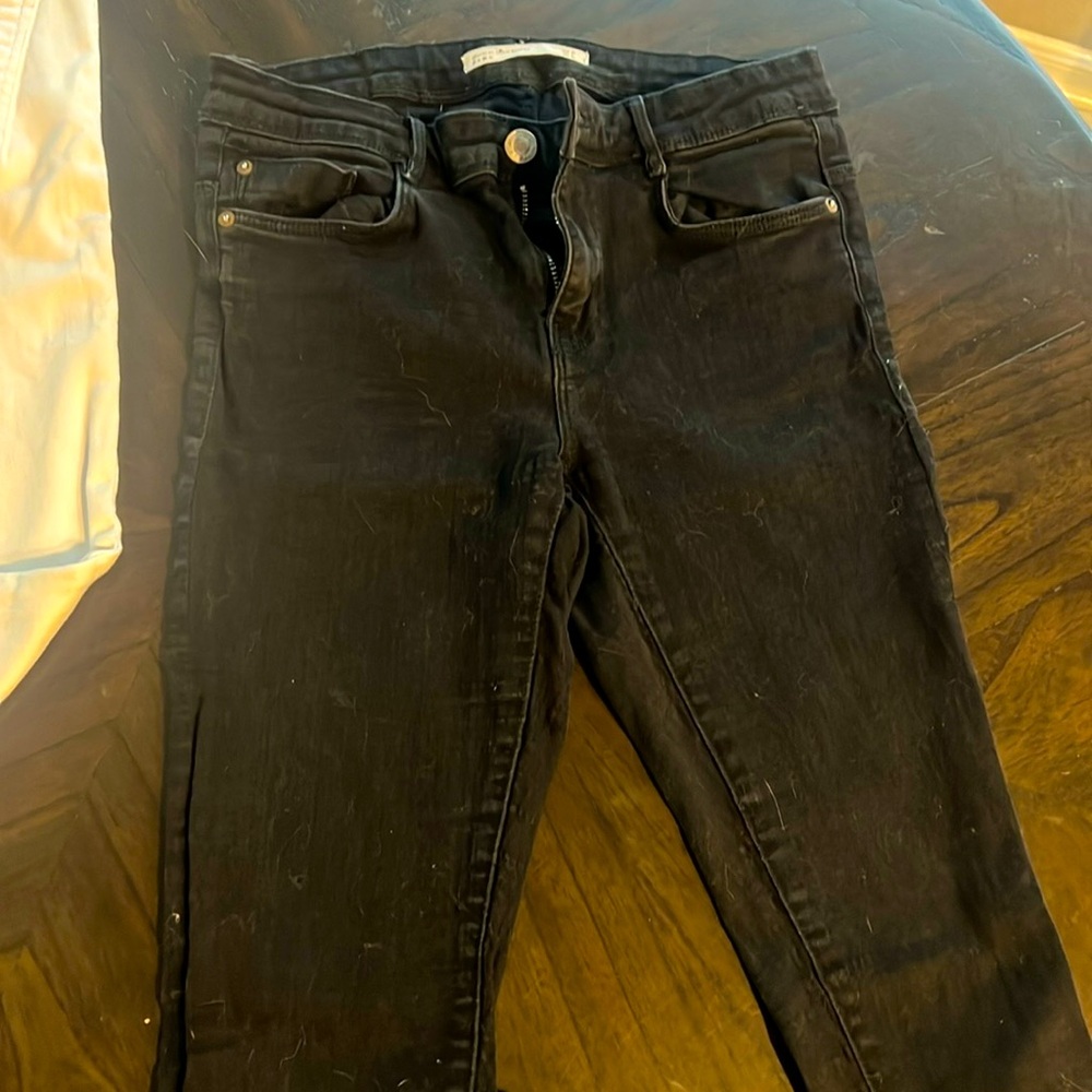 Zara skinny jeans. Black